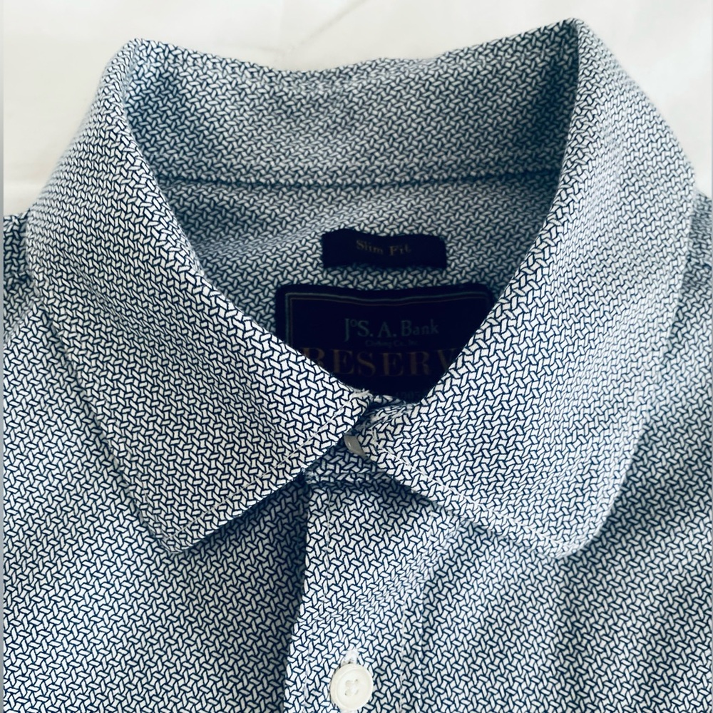 Jos. A. Bank RESERVE Slim Fit Dress Shirt Blue & White Patterned 100% Cotton